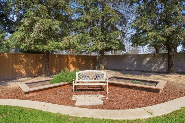 1612 Maduro Street, Tulare, CA 93274