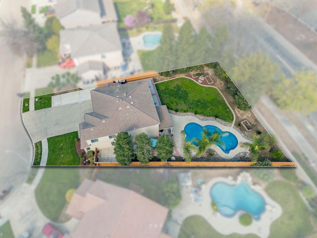 1612 Maduro Street, Tulare, CA 93274