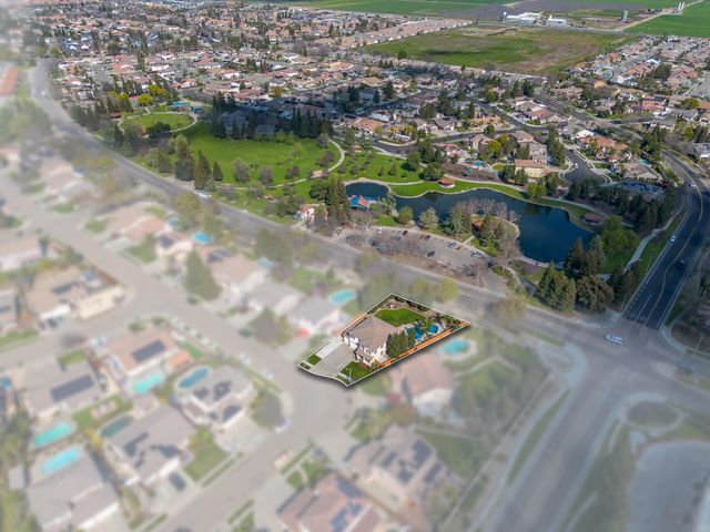 1612 Maduro Street, Tulare, CA 93274