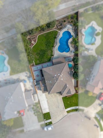 1612 Maduro Street, Tulare, CA 93274