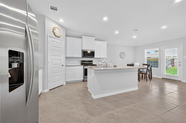 2322 E Winding Pines Drive, Tomball, TX 77375