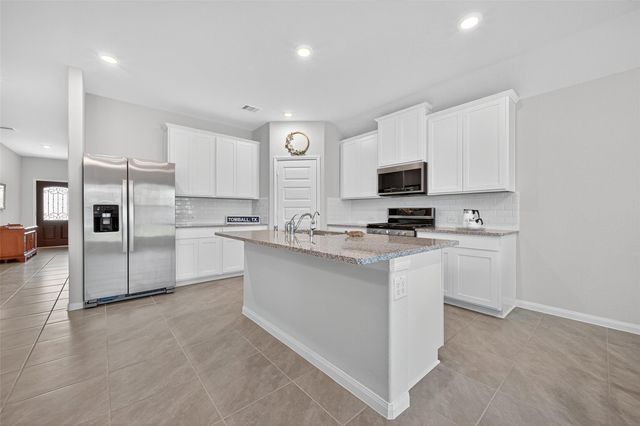 2322 E Winding Pines Drive, Tomball, TX 77375