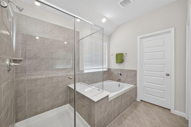 2322 E Winding Pines Drive, Tomball, TX 77375