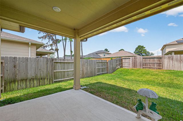 2322 E Winding Pines Drive, Tomball, TX 77375