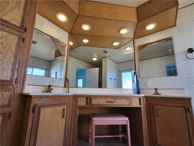 30065 N Stillwater Drive, Meadview, AZ 86444