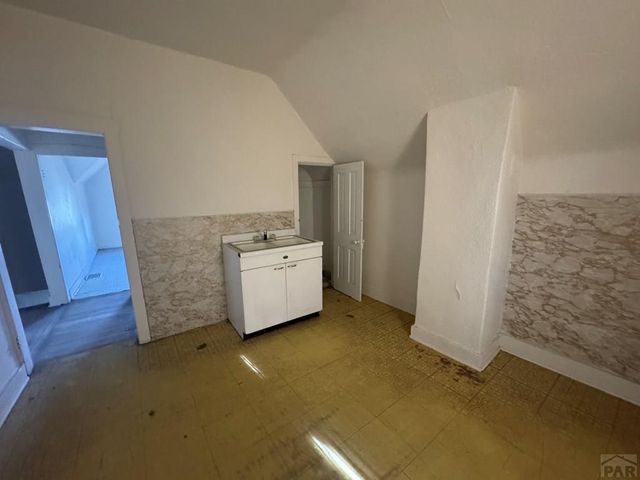 1426 E Routt Ave, Pueblo, CO 81004