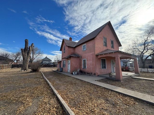 1426 E Routt Ave, Pueblo, CO 81004