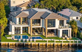 32 Seneca Rd, Fort Lauderdale, FL 33308