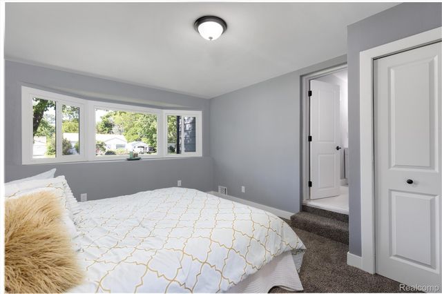 32443 Florence Street, Garden City, MI 48135