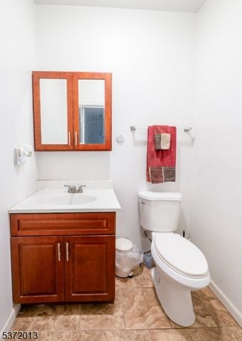 21 Beverly St, Newark City, NJ 07108