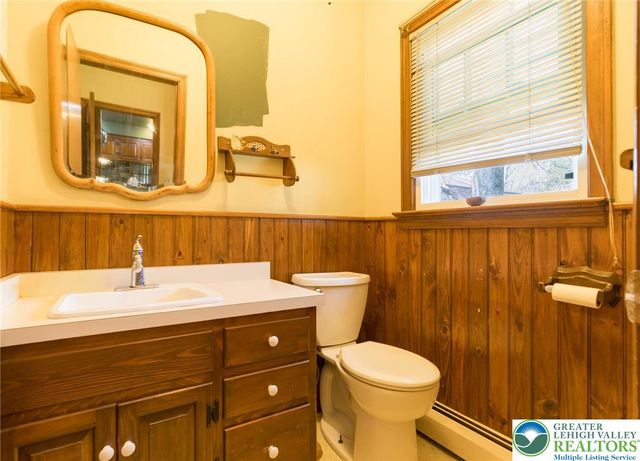 255 Park Drive, Nockamixon Twp, PA 18930