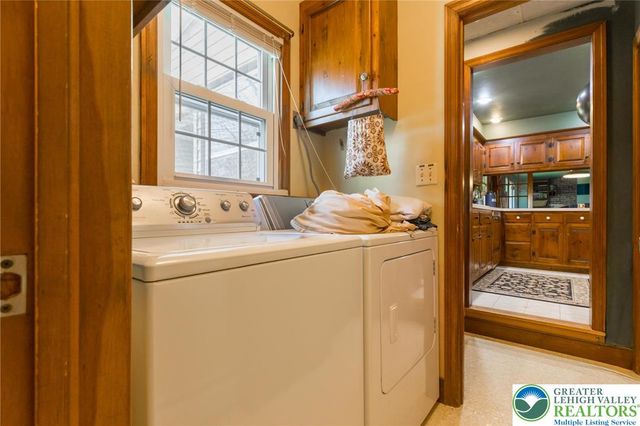 255 Park Drive, Nockamixon Twp, PA 18930