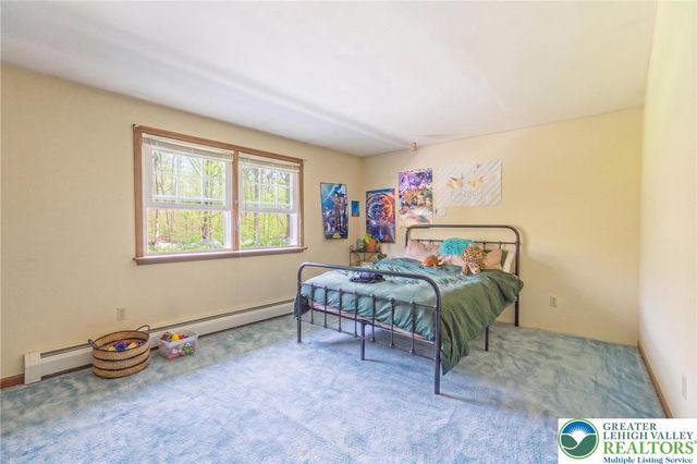 255 Park Drive, Nockamixon Twp, PA 18930