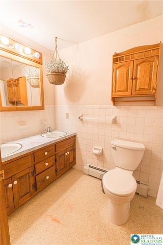 255 Park Drive, Nockamixon Twp, PA 18930