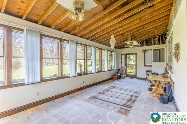 255 Park Drive, Nockamixon Twp, PA 18930