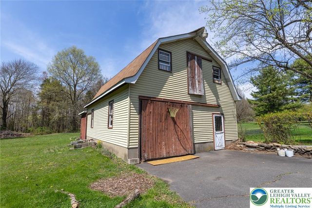 255 Park Drive, Nockamixon Twp, PA 18930