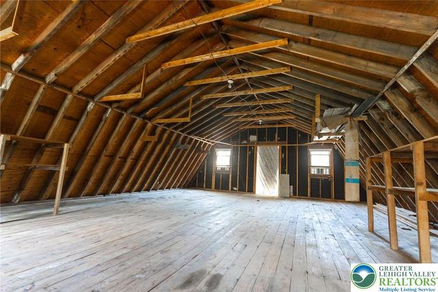 255 Park Drive, Nockamixon Twp, PA 18930