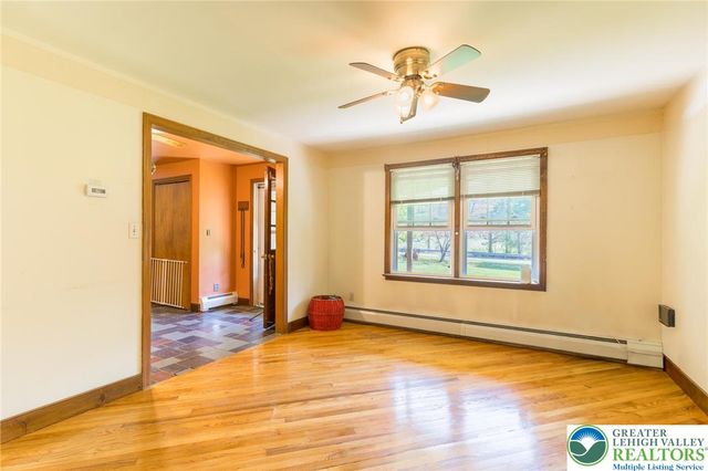 255 Park Drive, Nockamixon Twp, PA 18930