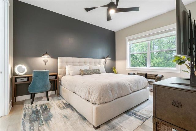16377 Glory Lane, Eden Prairie, MN 55344
