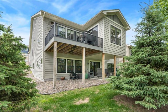 16377 Glory Lane, Eden Prairie, MN 55344