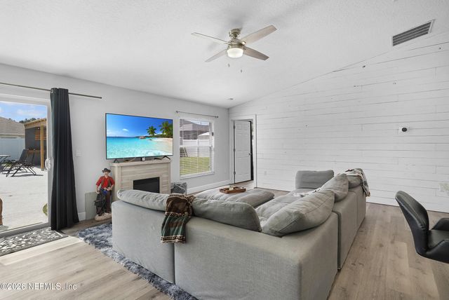 43 LANGDON Drive, Palm Coast, FL 32137