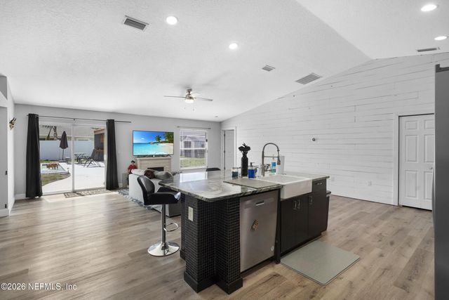 43 LANGDON Drive, Palm Coast, FL 32137