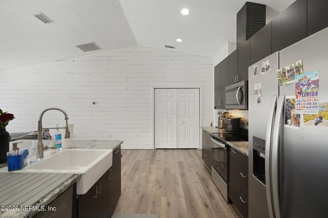 43 LANGDON Drive, Palm Coast, FL 32137