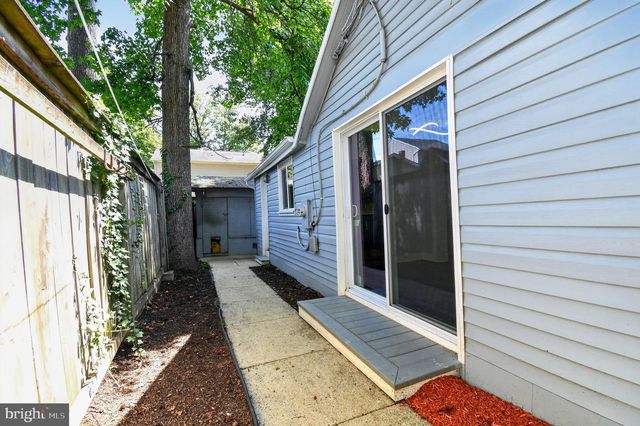 1727 FORESTVILLE RD, Edgewater, MD 21037