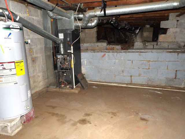 1747 S Santa Fe Ave, Wichita, KS 67211