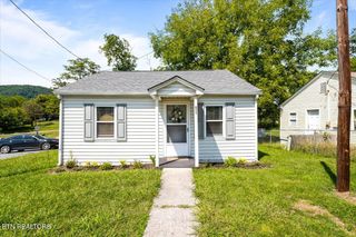 411 E Chestnut St, Lafollette, TN 37766