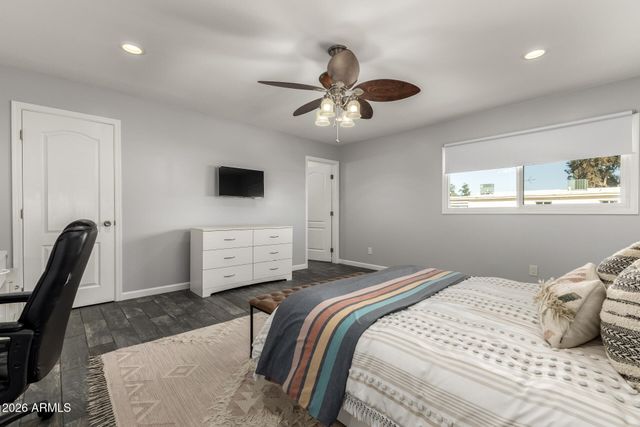 2031 W HAZELWOOD Parkway, Phoenix, AZ 85015