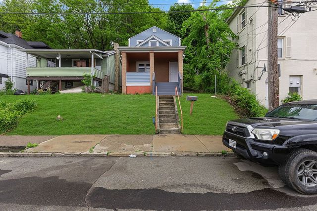 1216 Beaver Rd, Ambridge, PA 15003