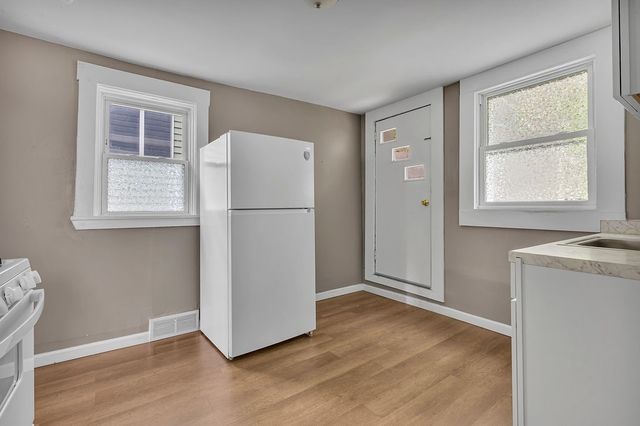 1216 Beaver Rd, Ambridge, PA 15003
