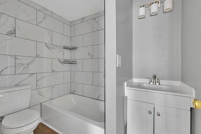 1216 Beaver Rd, Ambridge, PA 15003