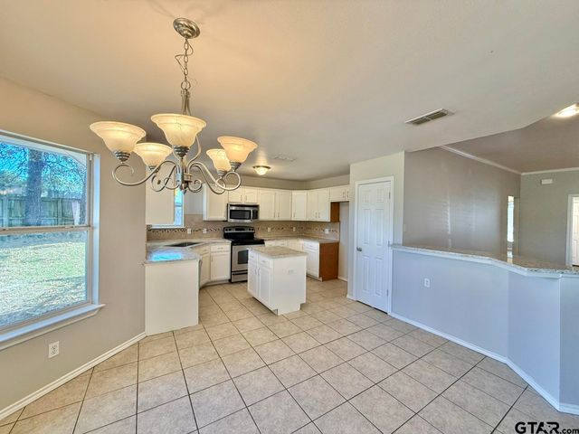 5642 Palo Pinto, Tyler, TX 75707