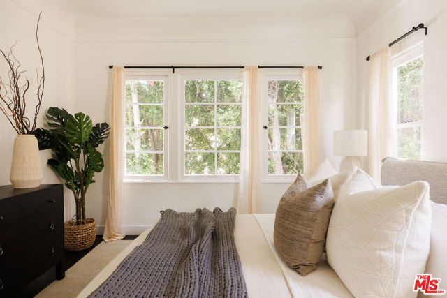1226 Smithwood Drive 4, Los Angeles, CA 90035