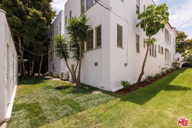 1226 Smithwood Drive 4, Los Angeles, CA 90035
