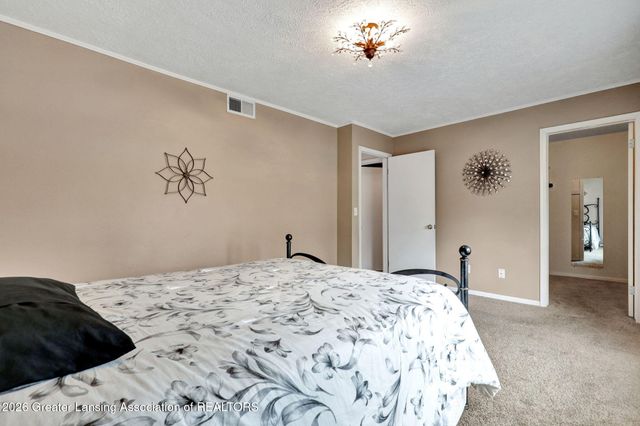 3333 Moores River Drive 808, Lansing, MI 48911
