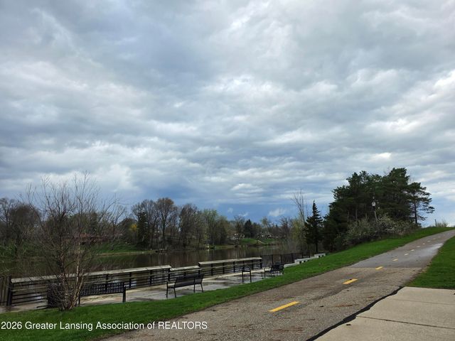 3333 Moores River Drive 808, Lansing, MI 48911