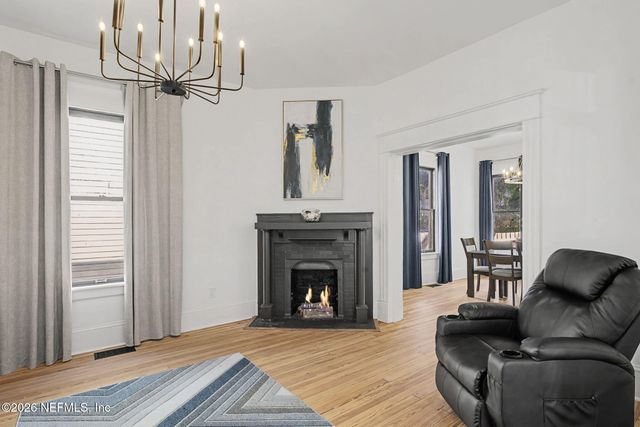 422 7TH Street W, Jacksonville, FL 32206