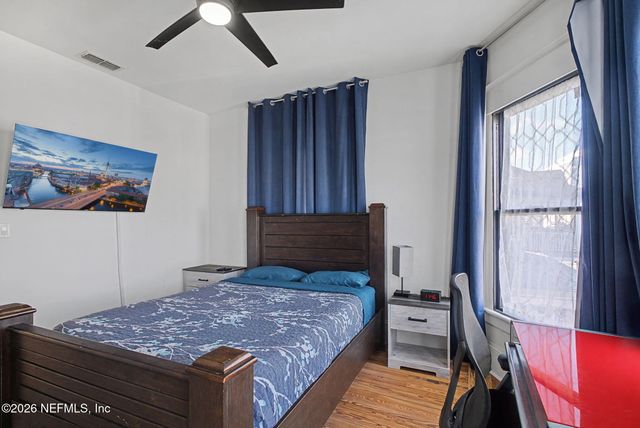 422 7TH Street W, Jacksonville, FL 32206