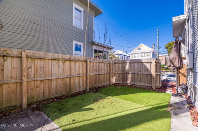 422 7TH Street W, Jacksonville, FL 32206