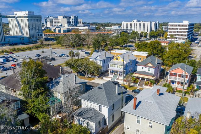 422 7TH Street W, Jacksonville, FL 32206