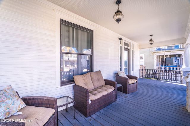 422 7TH Street W, Jacksonville, FL 32206