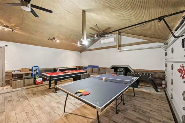 251 Springs Edge Drive, Conroe, TX 77356