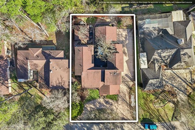 251 Springs Edge Drive, Conroe, TX 77356