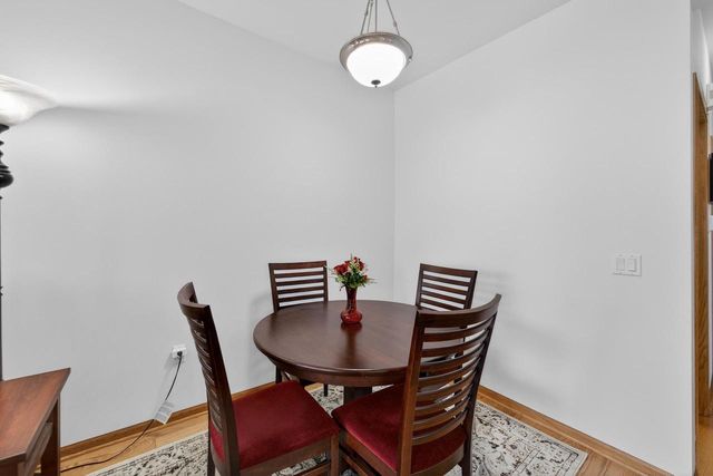 644 Bear Claw Way, Middleton, WI 53562