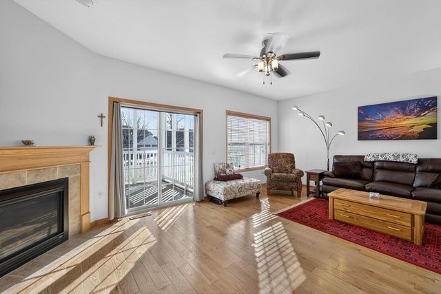 644 Bear Claw Way, Middleton, WI 53562