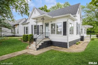409 CARROLL Street, Pawnee, IL 62558