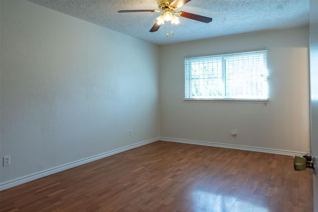 3930 Knottynold Ln Lane, Houston, TX 77053